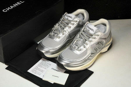CC Sneaker 031
