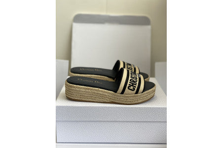 Dior Slides - Tan/Blk