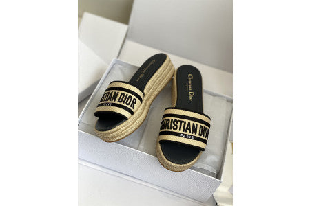 Dior Slides - Tan/Blk
