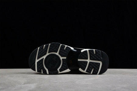 CC Sneaker 030