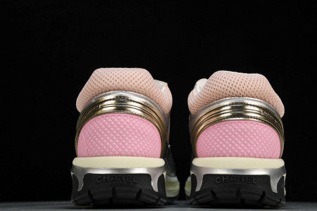 CC Sneaker 032