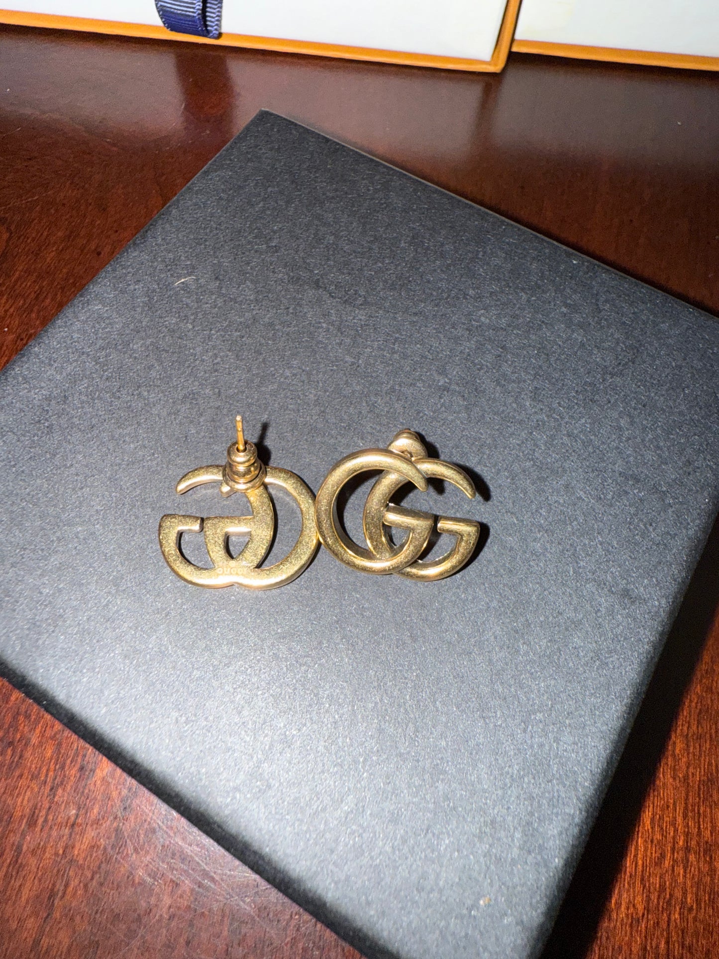 GG Earring Stud