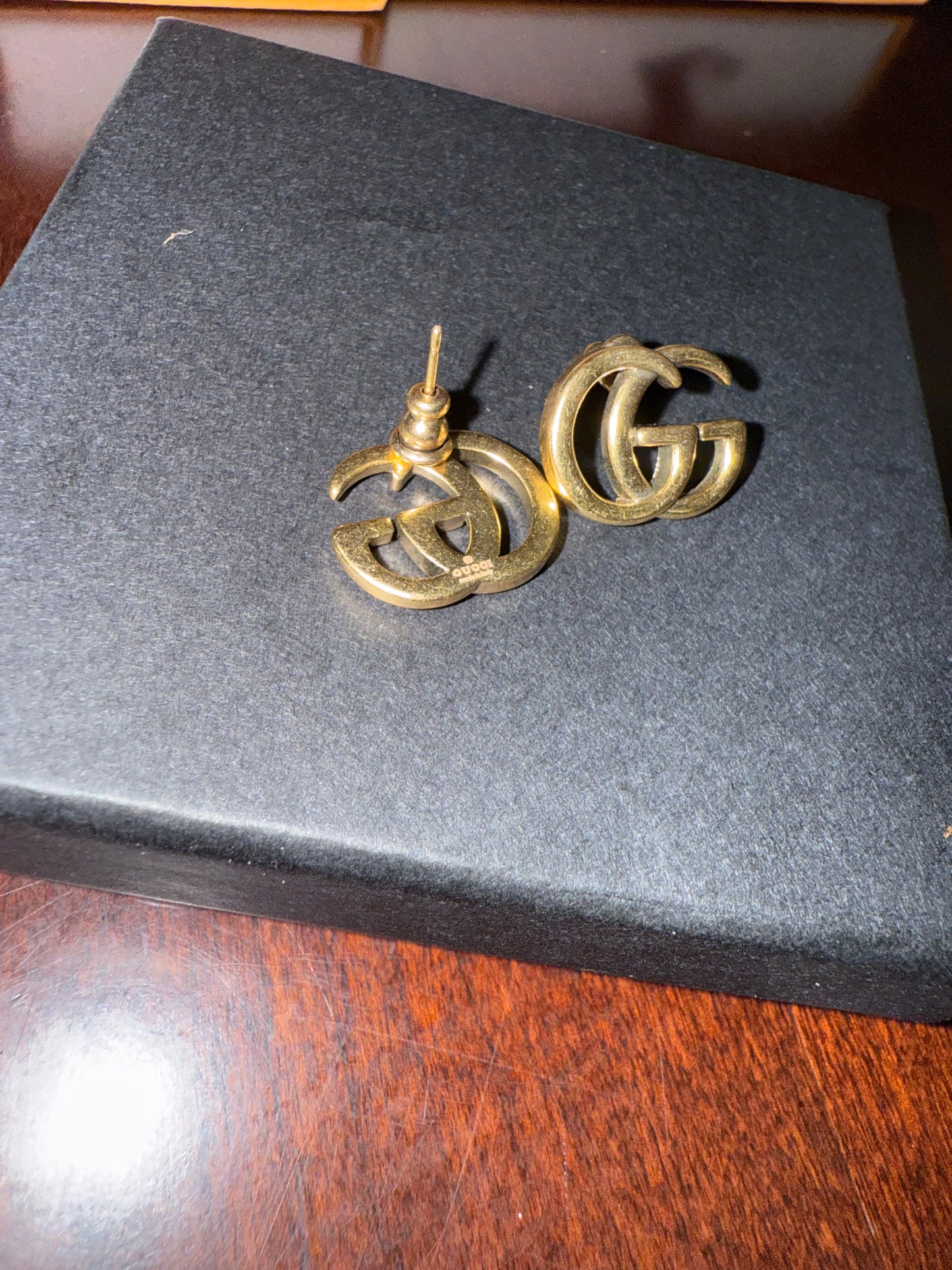 GG Earring Stud