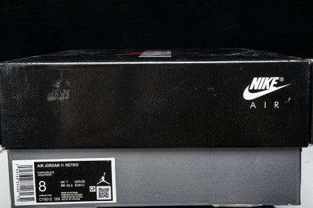 Air Jordan 11