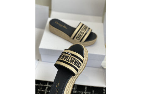 Dior Slides - Tan/Blk